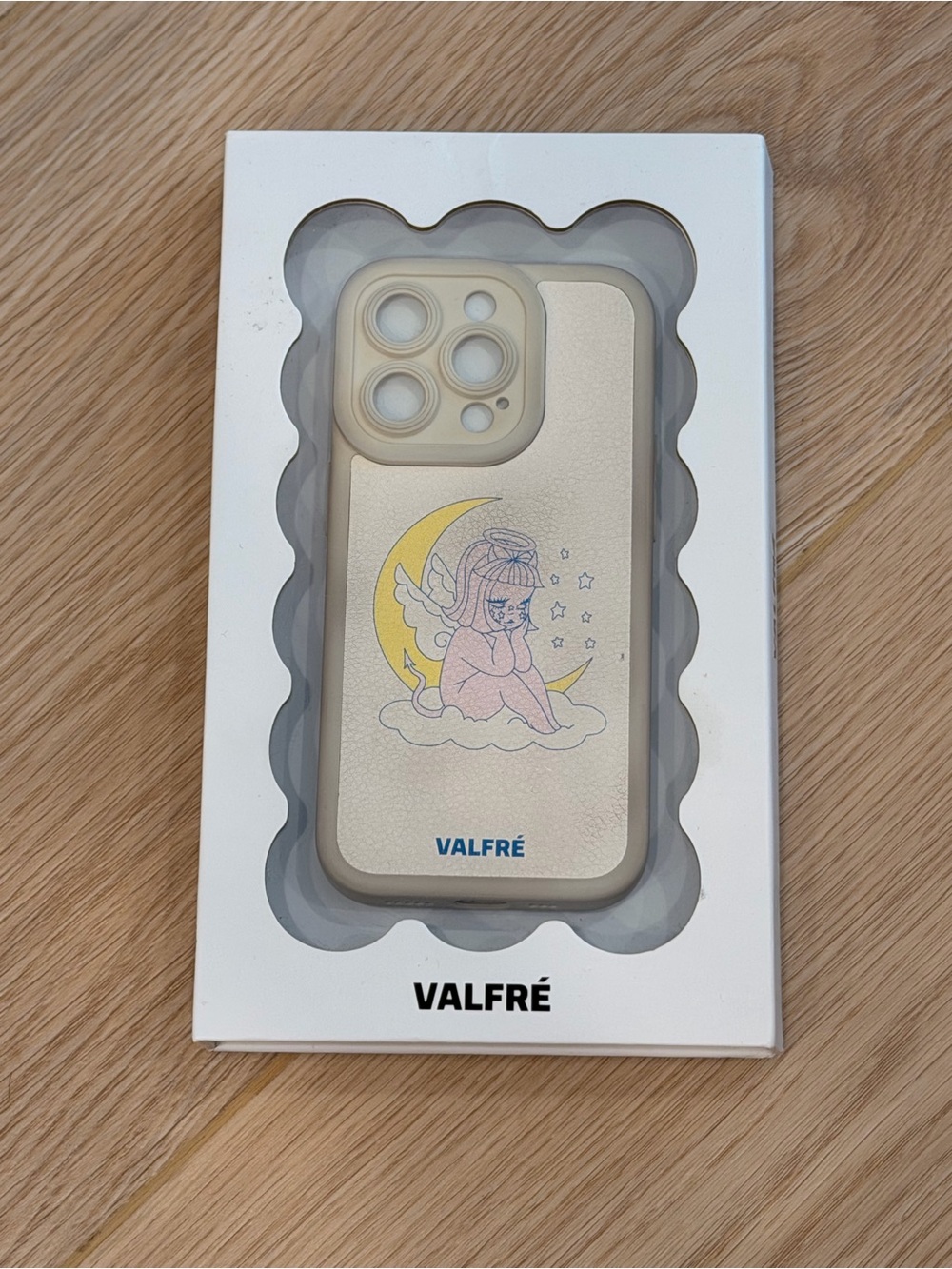 GUC Valfré Cream IPhone 14 ProCase with Angel & Moon Design